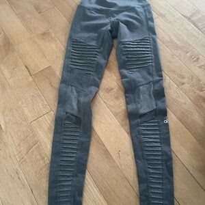 Gray alo leggings